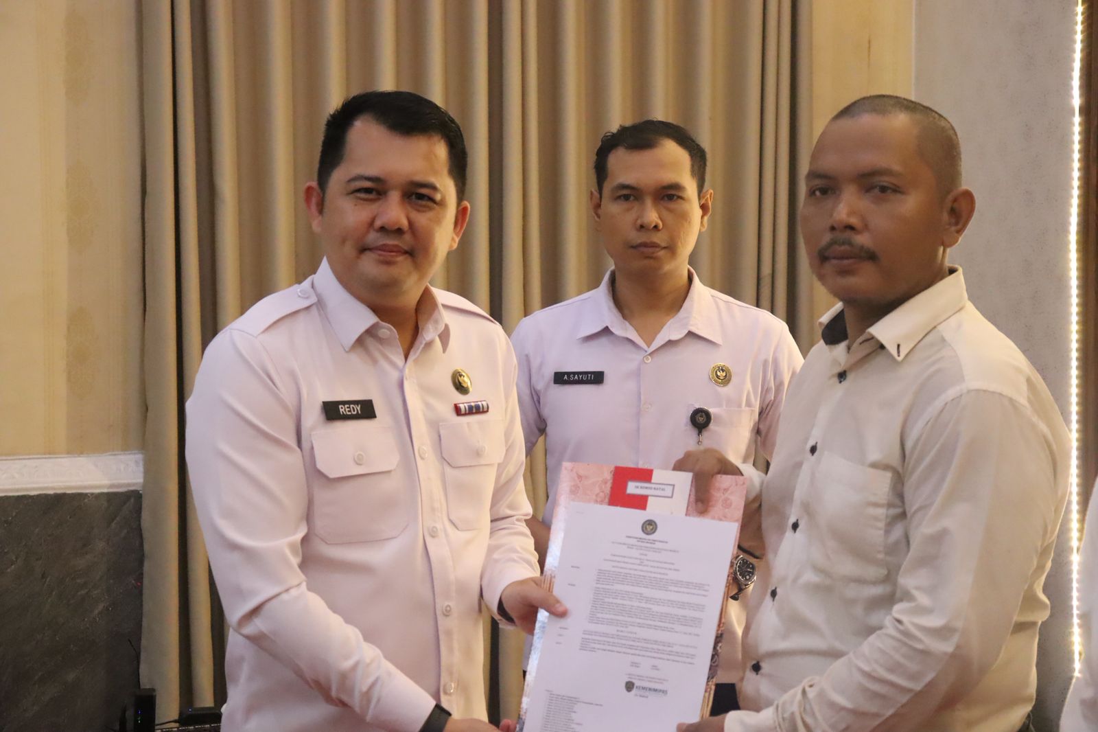 Empat Narapidana Rutan Kelas I Cirebon Terima Remisi Khusus Natal 2025