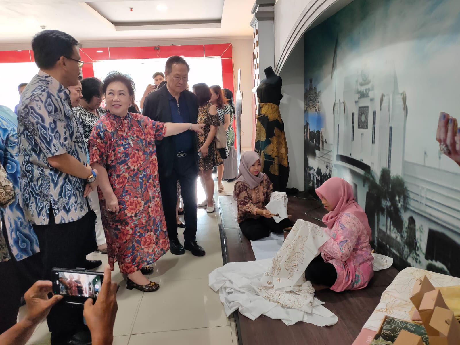 Dikunjungi Pengusaha Cina, Produk UMKM Kota Cirebon Didorong Go Internasional