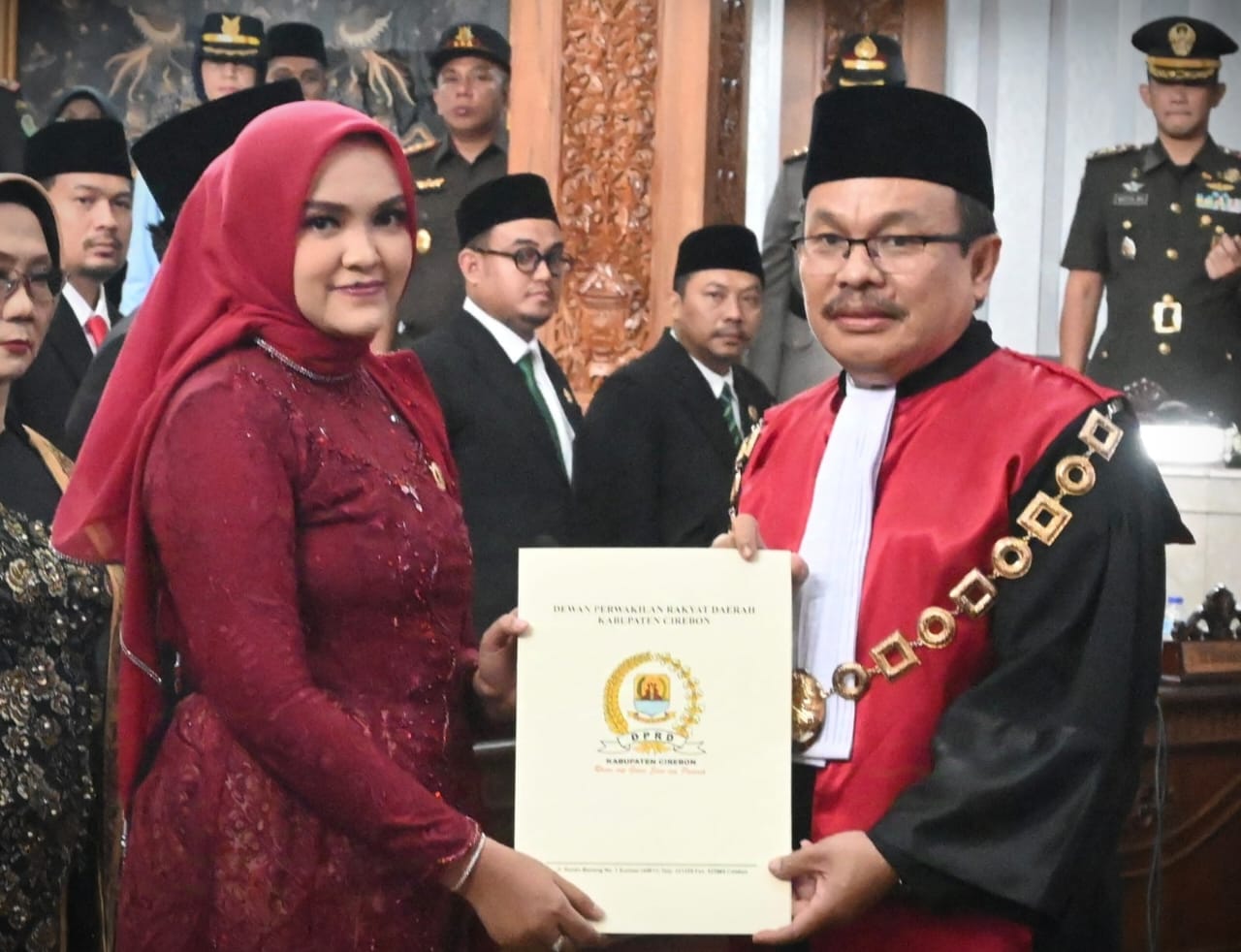 Sophi Zulfia Cetak Sejarah, Perempuan Pertama Jabat Ketua Dewan