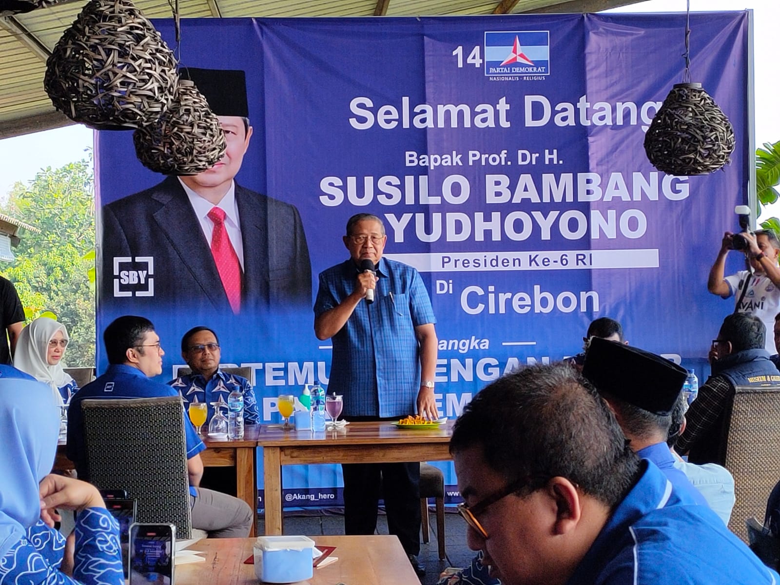 Mampir di Cirebon, SBY Bagikan Cerita Sukses Pilpres 2004, Jabar Lumbung Suara Demokrat