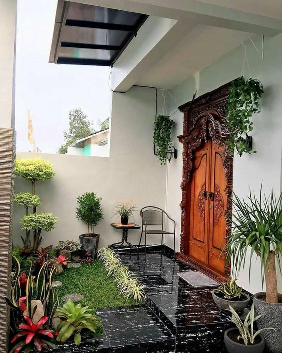 Sulap Depan Rumah Jadi Taman Cantik Modal Terbatas!