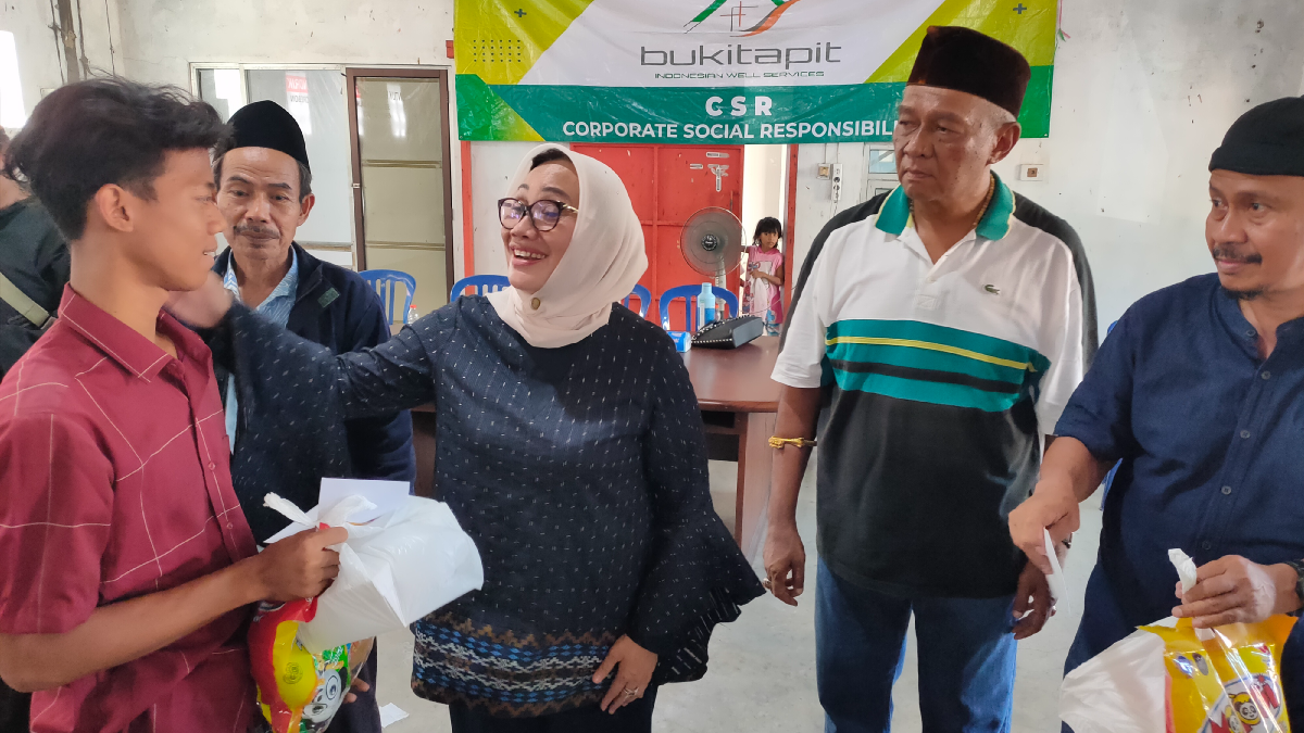 100 Anak Yatim Dapat Santunan dari PT Bukitapit Bumi Persada, Cawalkot Eti Herawati Turut Hadir 