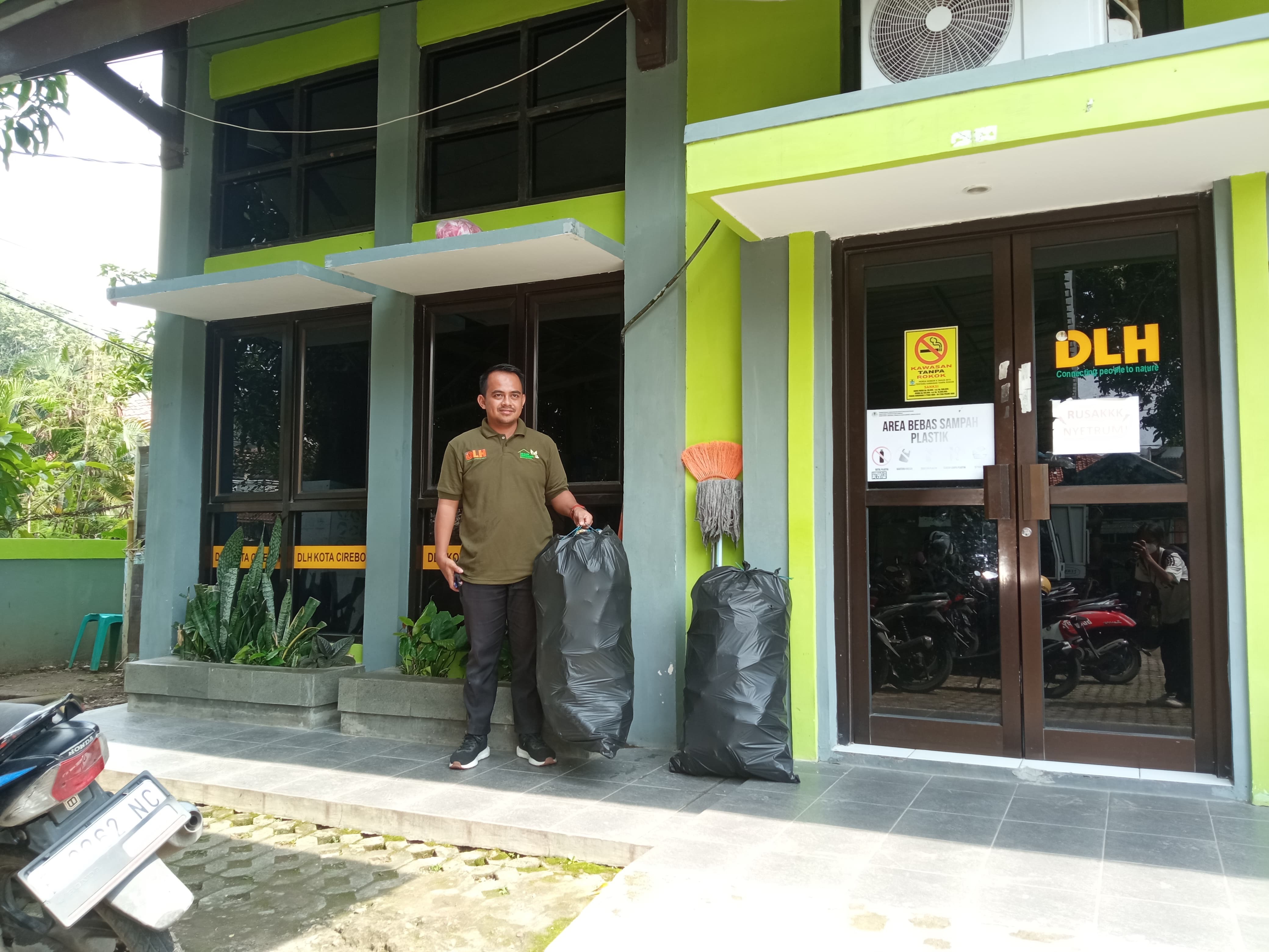 Dinas Lingkungan Hidup Kota Cirebon Targetkan “Cirebon 0 Sampah” dengan Berbagai Inisiatif Pengelolaan Sampah