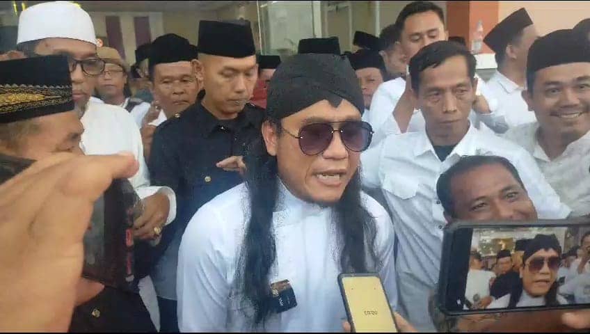 Dukungan Jokowi untuk Anaknya Itu Nyata, Perintahkan Gus Miftah Dampingi Prabowo Keliling Menemui Ulama