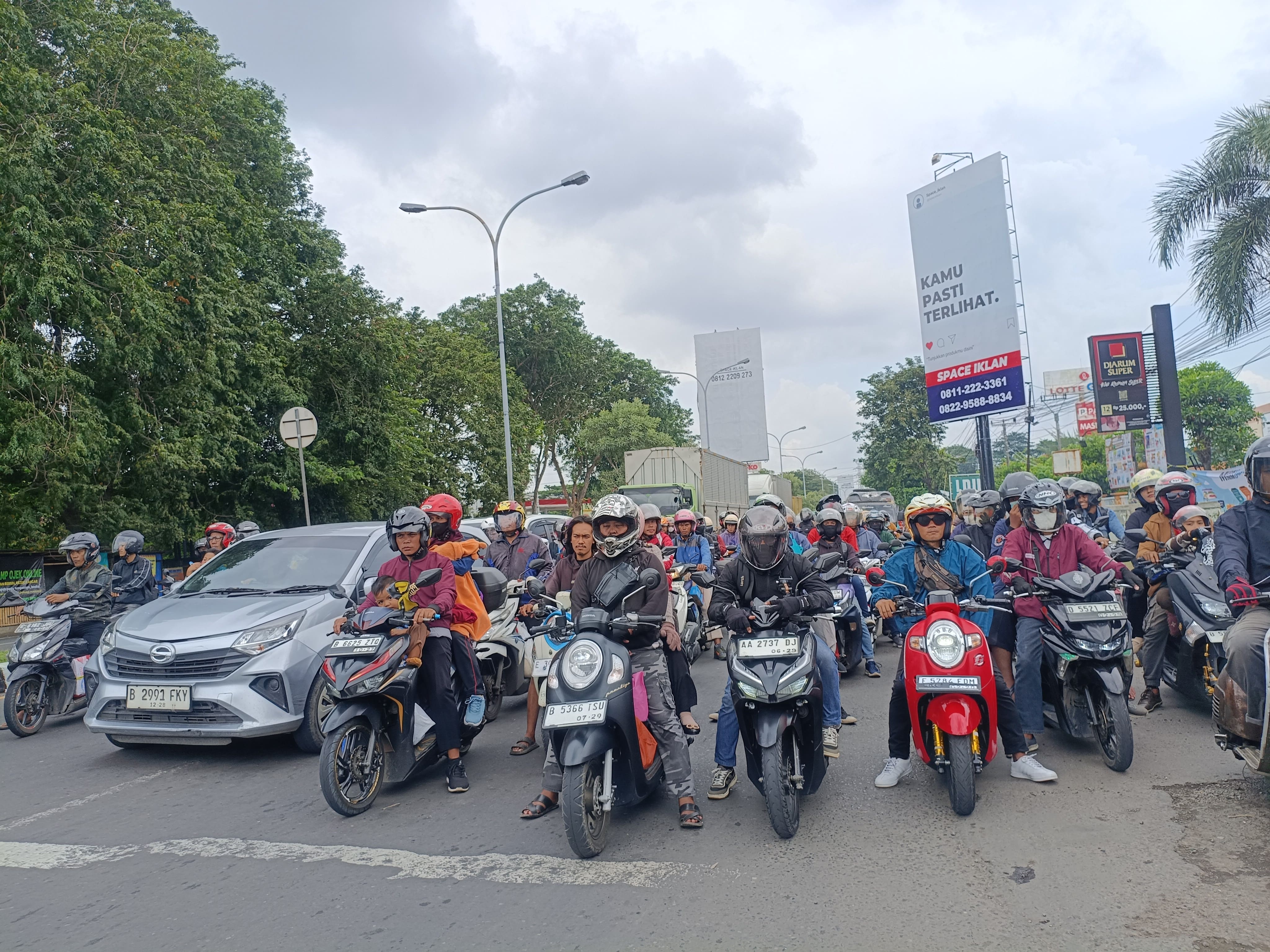 Arus Balik Lebaran di Cirebon Lancar, Pemudik Pilih Kembali Lebih Awal