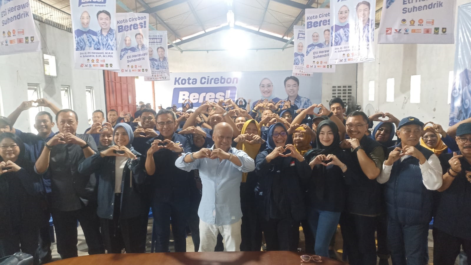 Ilham Habibie Bertemu dengan Pemenangan Syaikhu-Habibie dan Eti Herawati-Suhendrik di Kota Cirebon