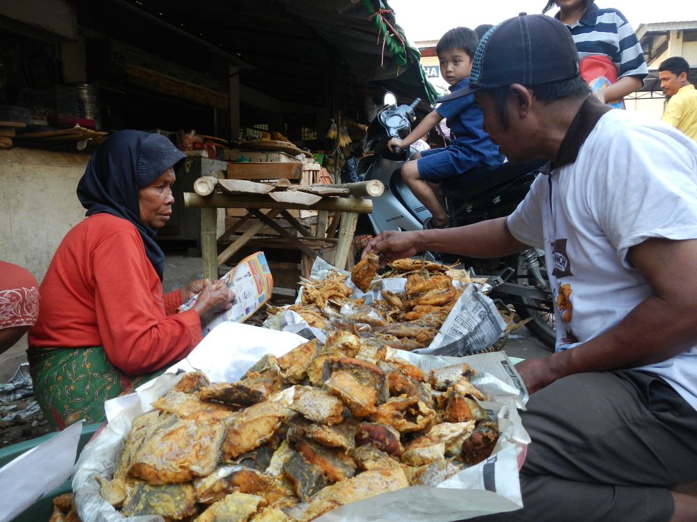 5 Rekomendasi Tempat Berburu Takjil di Cirebon yang Paling Hits dan Lengkap