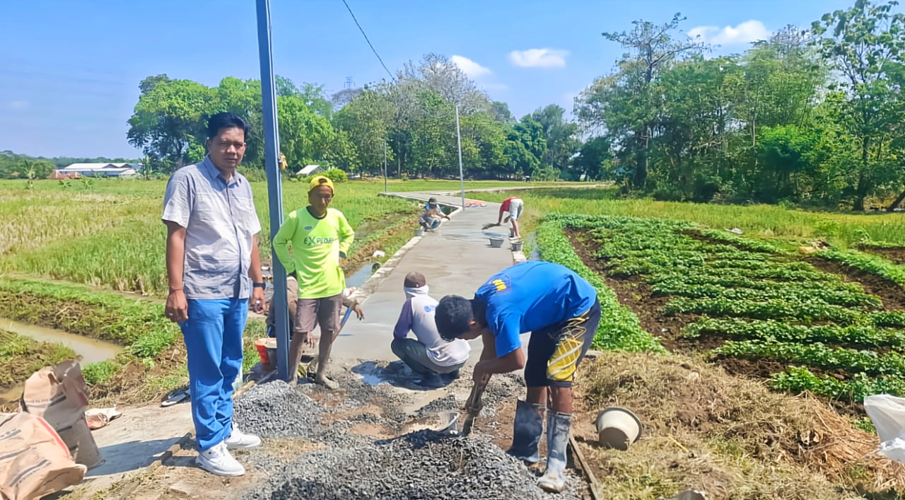 Akses Lebih Baik, Jalan Usaha Tani Dusun Talun Resmi Dibangun