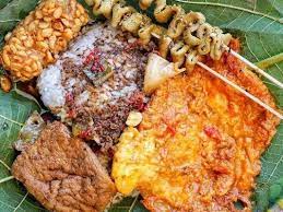 Mengenal Nasi Jamblang Khas Cirebon, Kenapa Dibungkus Daun Jati: Sejarah, Keunikan, Resep Simpel