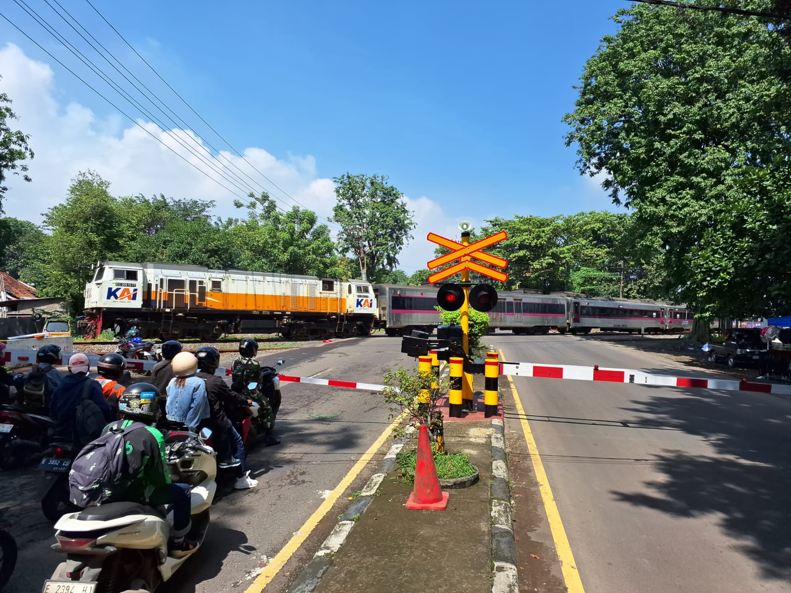 KAI Daop 3 Cirebon Tambah Perjalanan Kereta Api Saat Angkutan Lebaran 2026