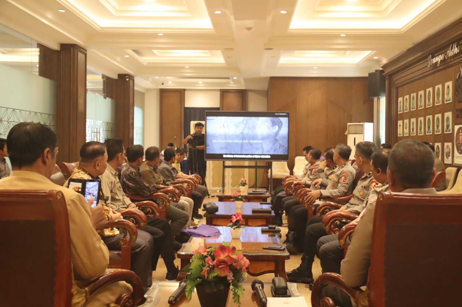 Kembangkan Kerja Sama, Pascasarjana UIN Siber Cirebon Lawatan ke STIK–PTIK Polri