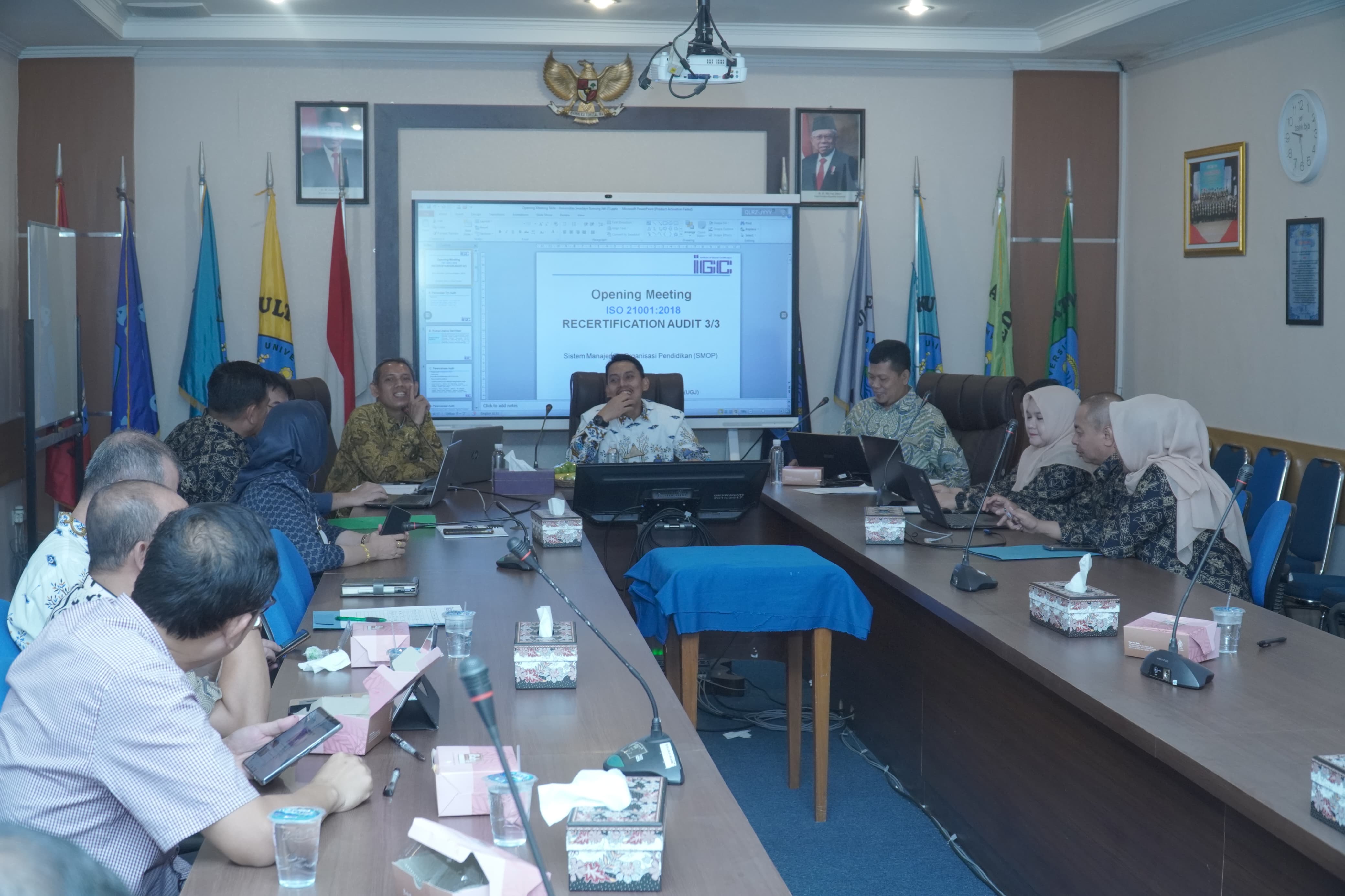 Menuju Universitas Kelas Dunia, UGJ Gelar Audit Surveillance ISO 21001:2018