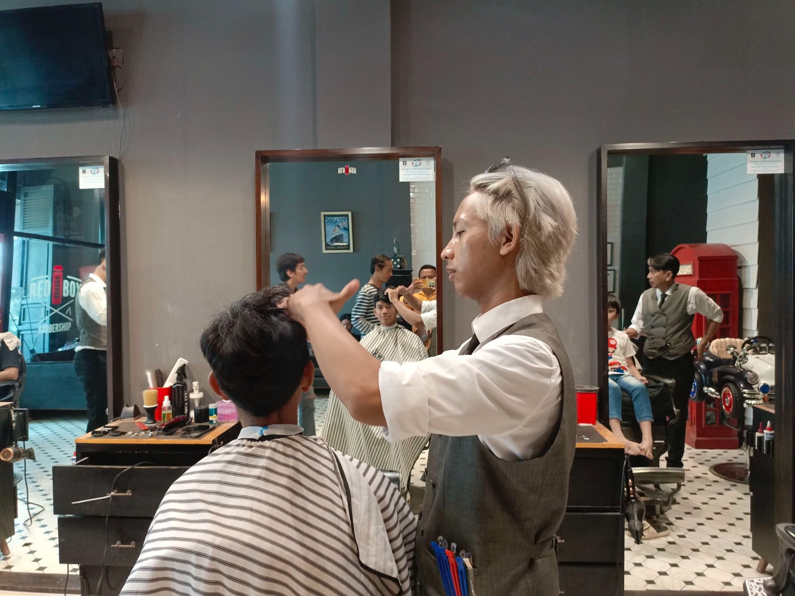 Gunawan Suwandi Buktikan Mimpi Bisa Jadi Nyata Lewat Redbox Barbershop