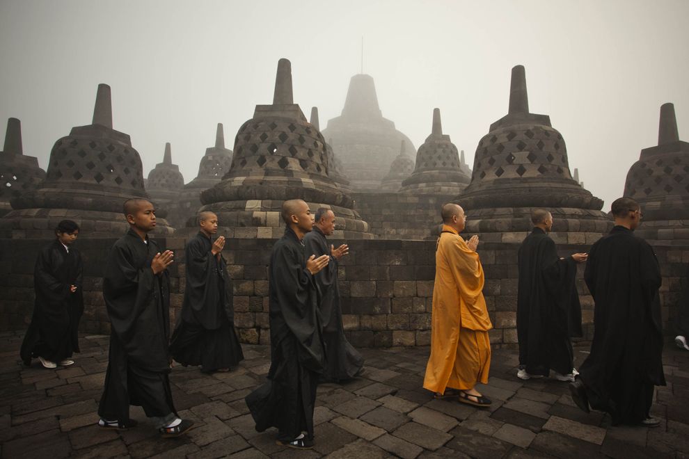 Panduan Rangkaian Prosesi Hari Raya Waisak di Candi Borobudur