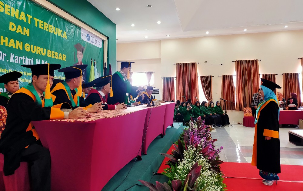 Prof Kartimi Dikukuhkan sebagai Guru Besar Pendidikan IPA