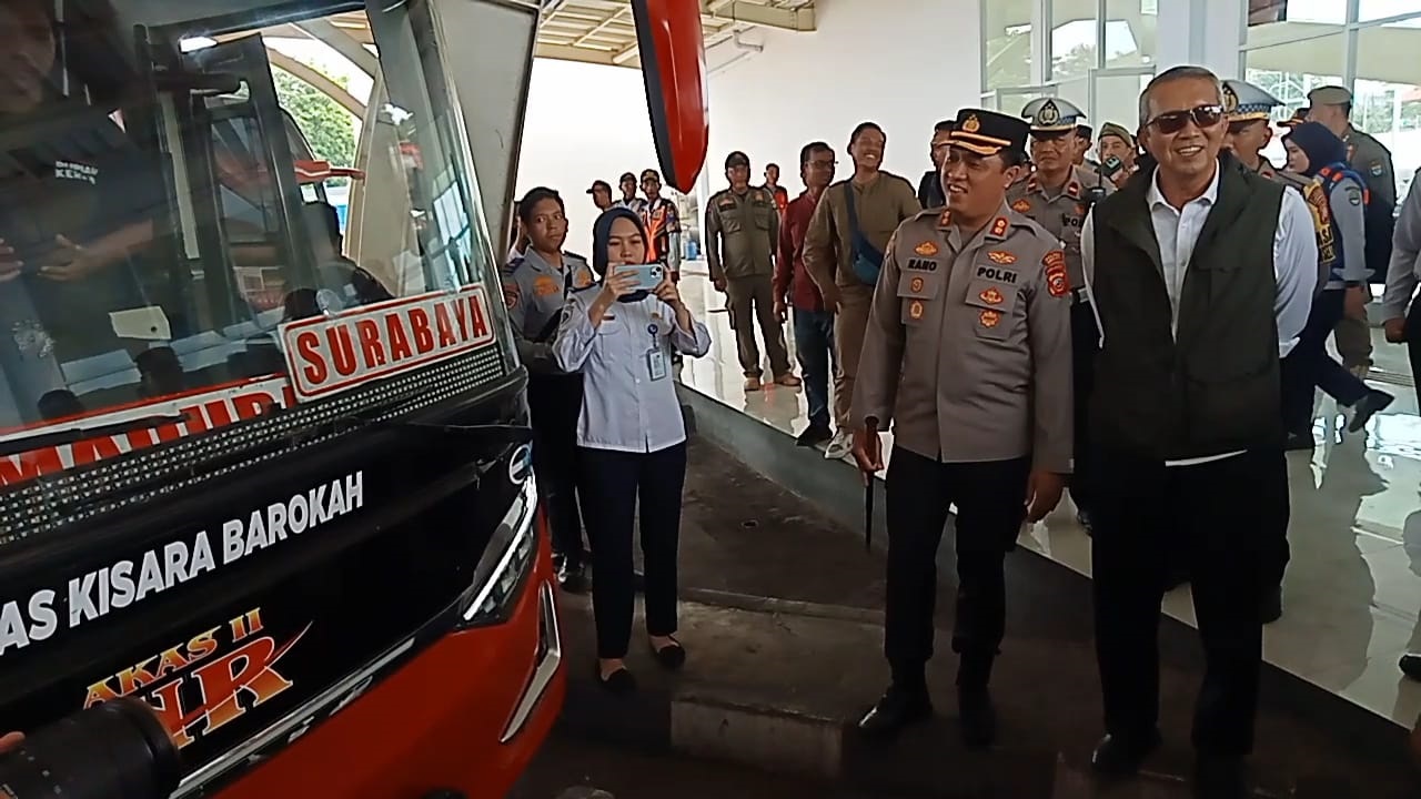 Semua Bus di Terminal Harjamukti Kota Cirebon Diperiksa, Antisipasi Kecelakaan di Momen Liburan Nataru 2025