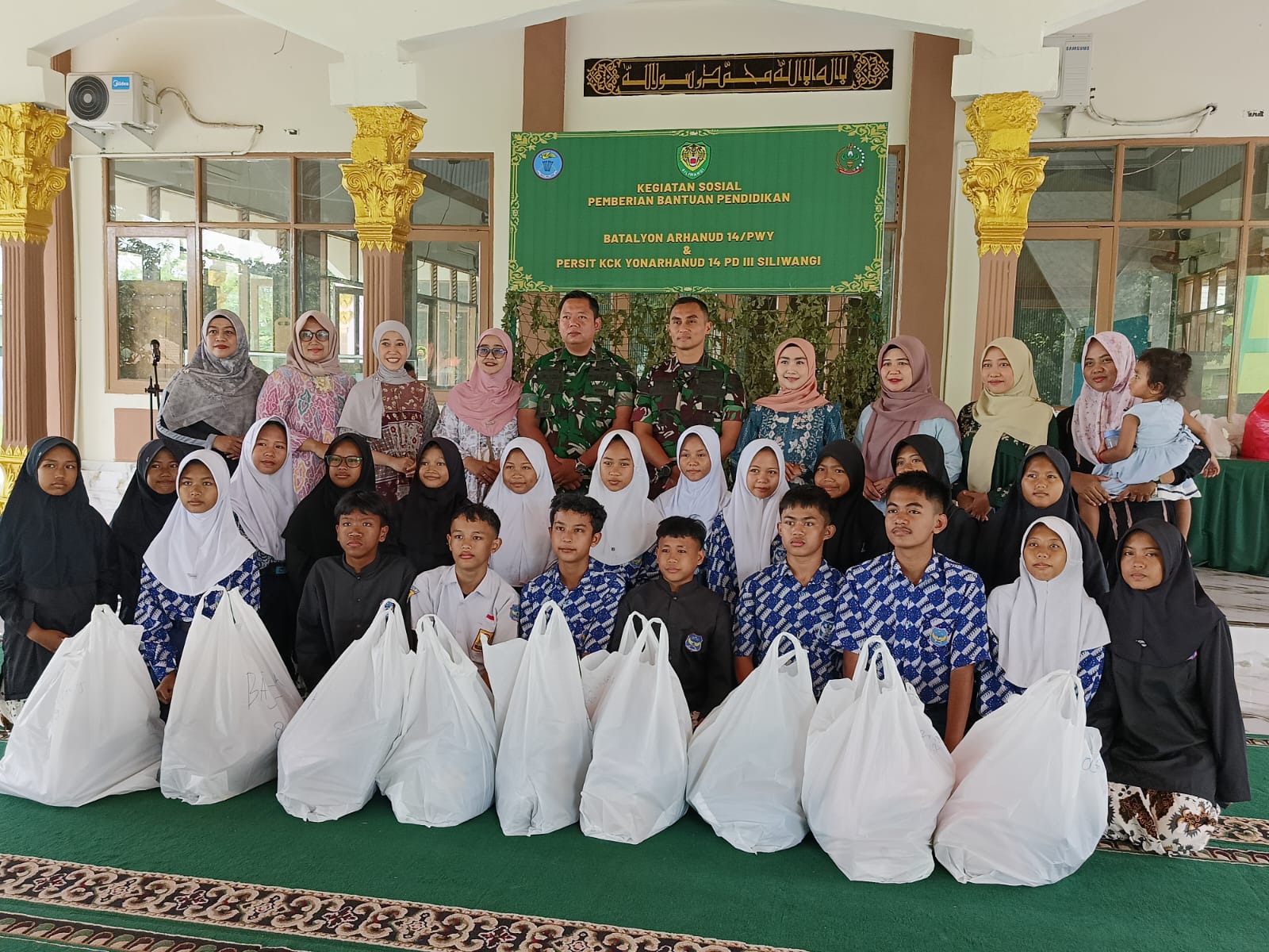 Sinergi Pengusaha dan Persit KCK Yonarhanud 14, Dukung Pendidikan Cirebon Lewat Bantuan Perlengkapan Sekolah