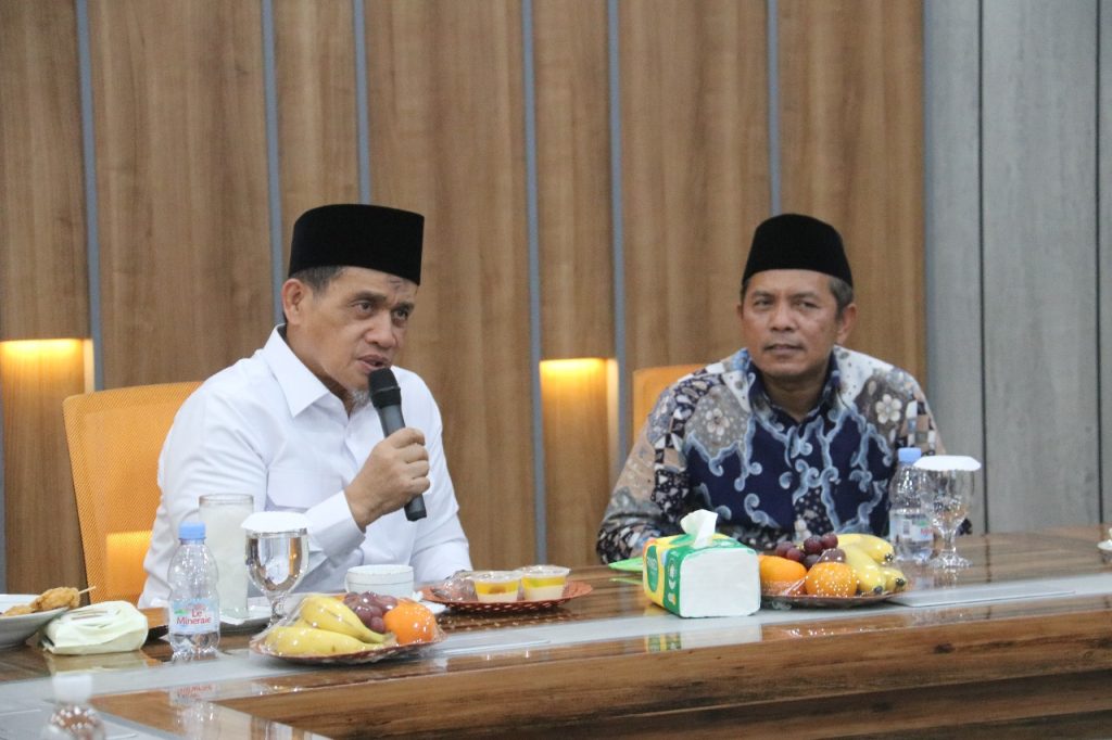 Wakil Menteri Agama Beri Apresiasi Terobosan Pendidikan Digital di UIN Siber Cirebon  