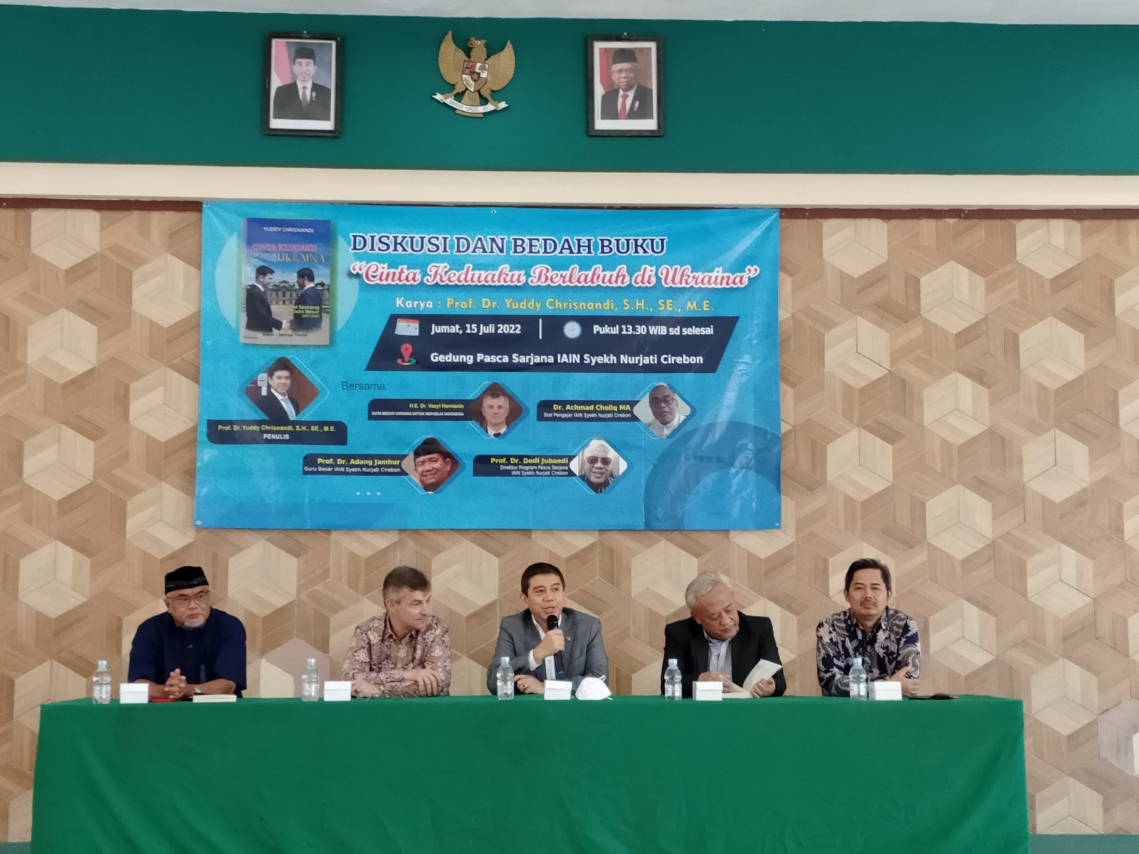 ICMI Orda Cirebon Fasilitasi Bedah Buku ke-17 Prof Yuddy Chrisnandi