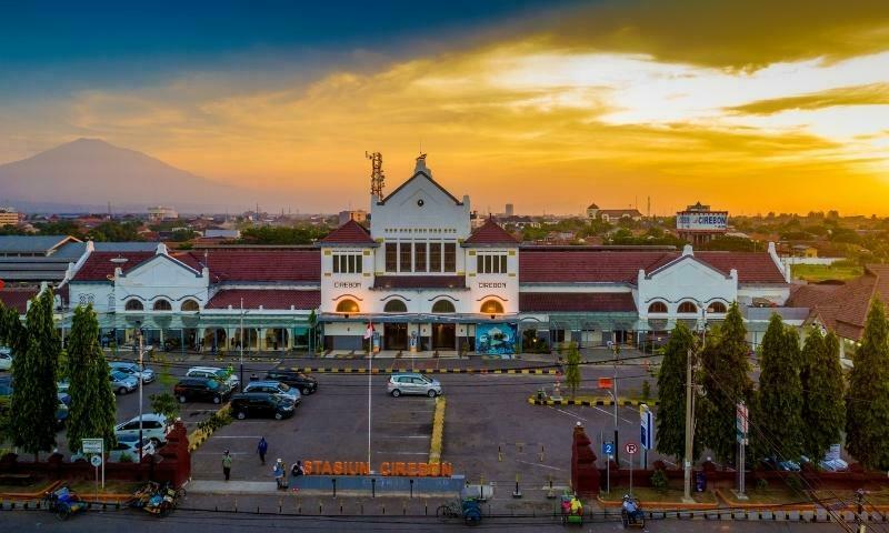 10 Makanan Khas Cirebon yang Direkomendasikan Saat Berkunjung ke Kota Cirebon!