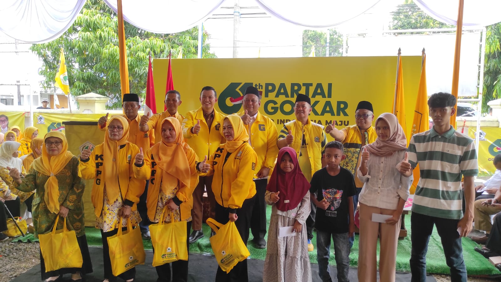 1.000 Paket Bansos Dibagikan di HUT ke-61 Partai Golkar