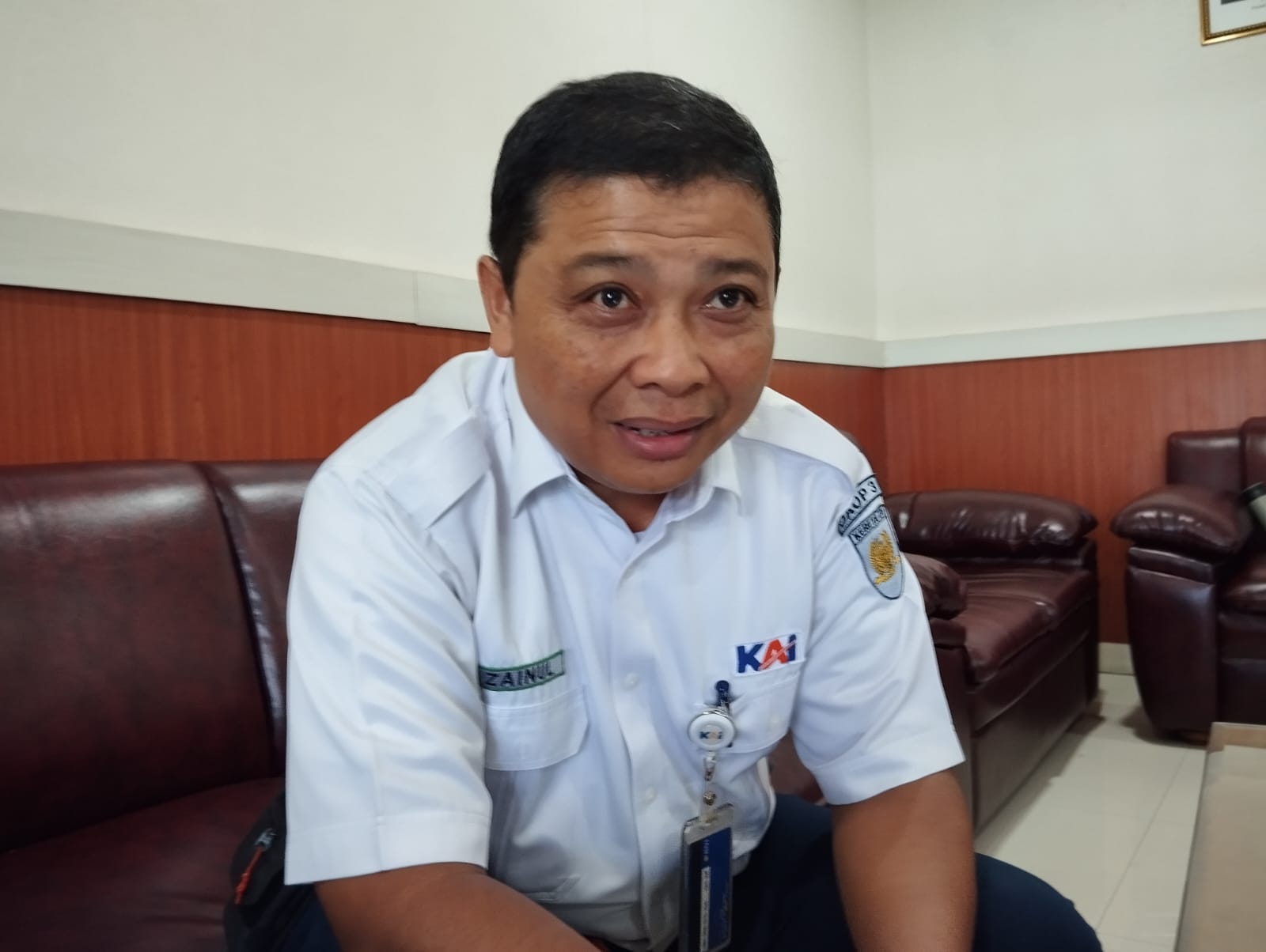 Imbas Tabrakan Kereta Api di Bandung, 8 KA Terpaksa Memutar ke Jalur Utara Cirebon