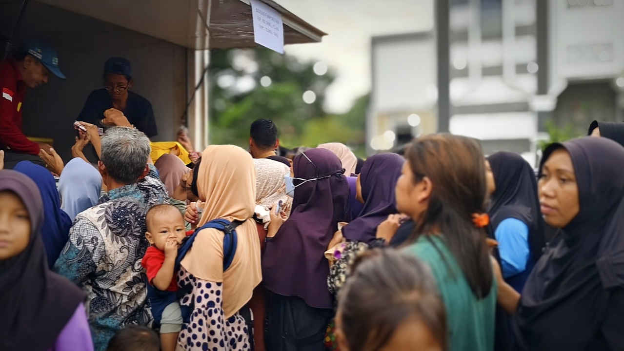 Laris, GPM Polres Kuningan Salurkan 6,5 Ton Sembako Murah 