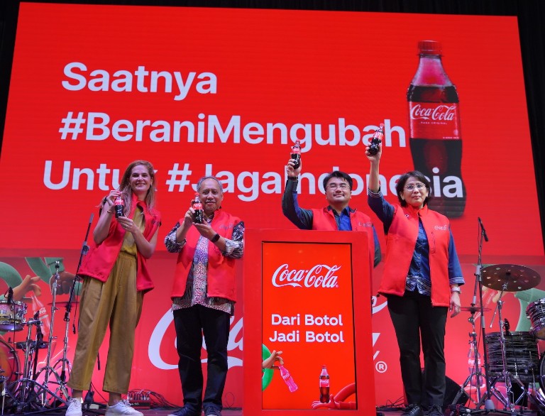 Coca-Cola Luncurkan Botol rPET Indonesia