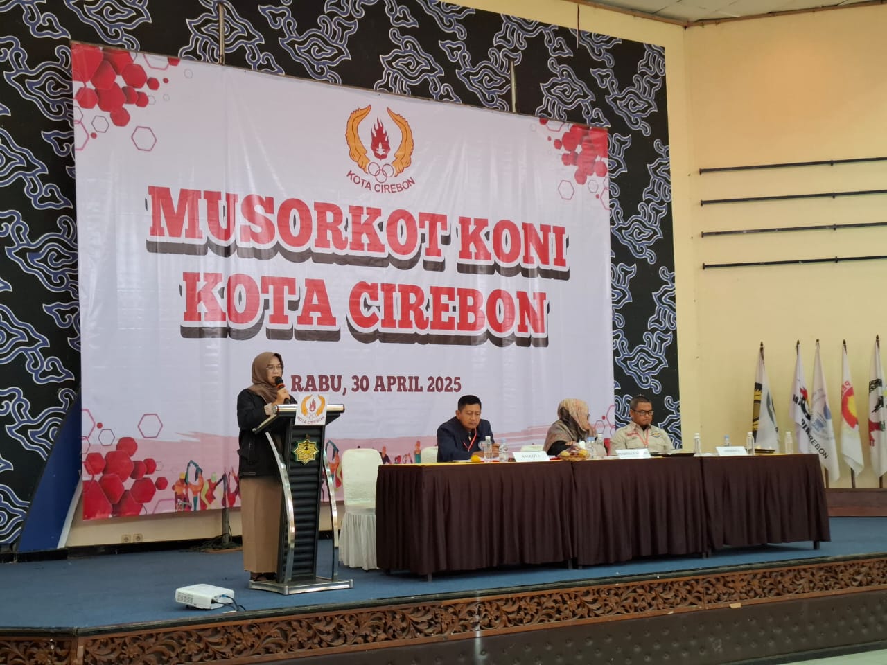 Dua Periode Pimpin KONI Kota Cirebon, Wati Musilawati Diapresiasi dalam Musorkot