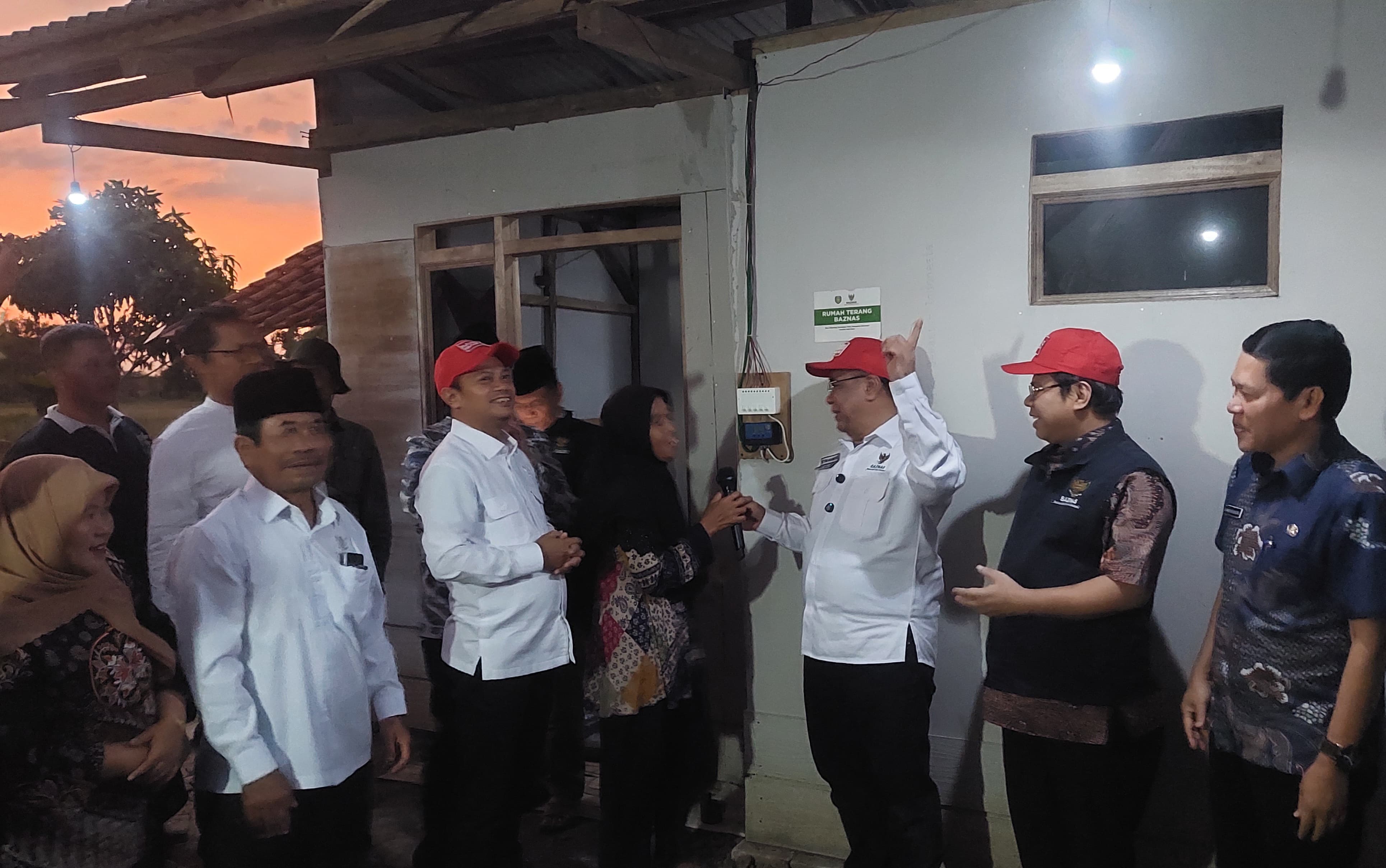 BAZNAS RI Hadirkan Terang di Kampung Terpencil Indramayu