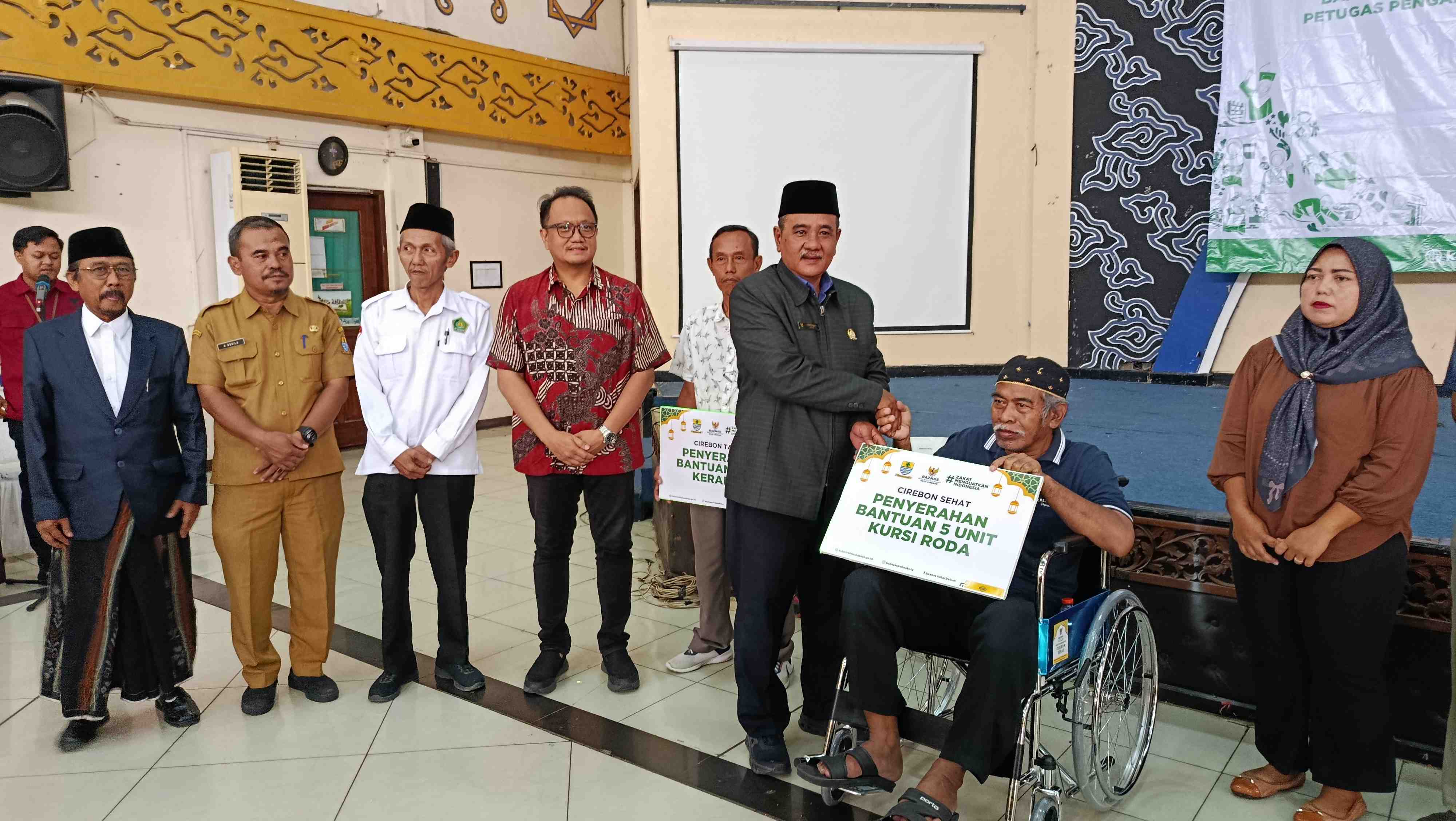 1000 Imam Masjid sampai Guru Ngaji Terima Bantuan dari Baznas