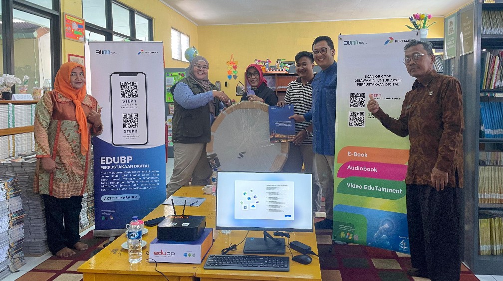 Tingkatkan Literasi, Pertamina Hadirkan Perpustakaan Digital di Cirebon