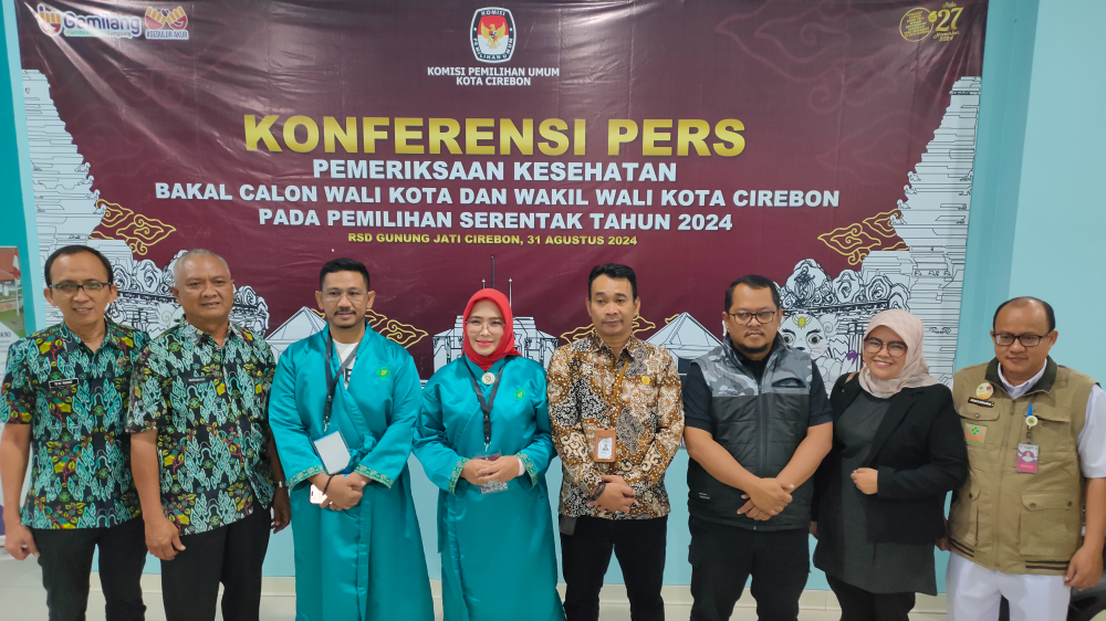 Dani-Fitria Mohon Doa Kelancaran Ikuti Pilkada Kota Cirebon 2024