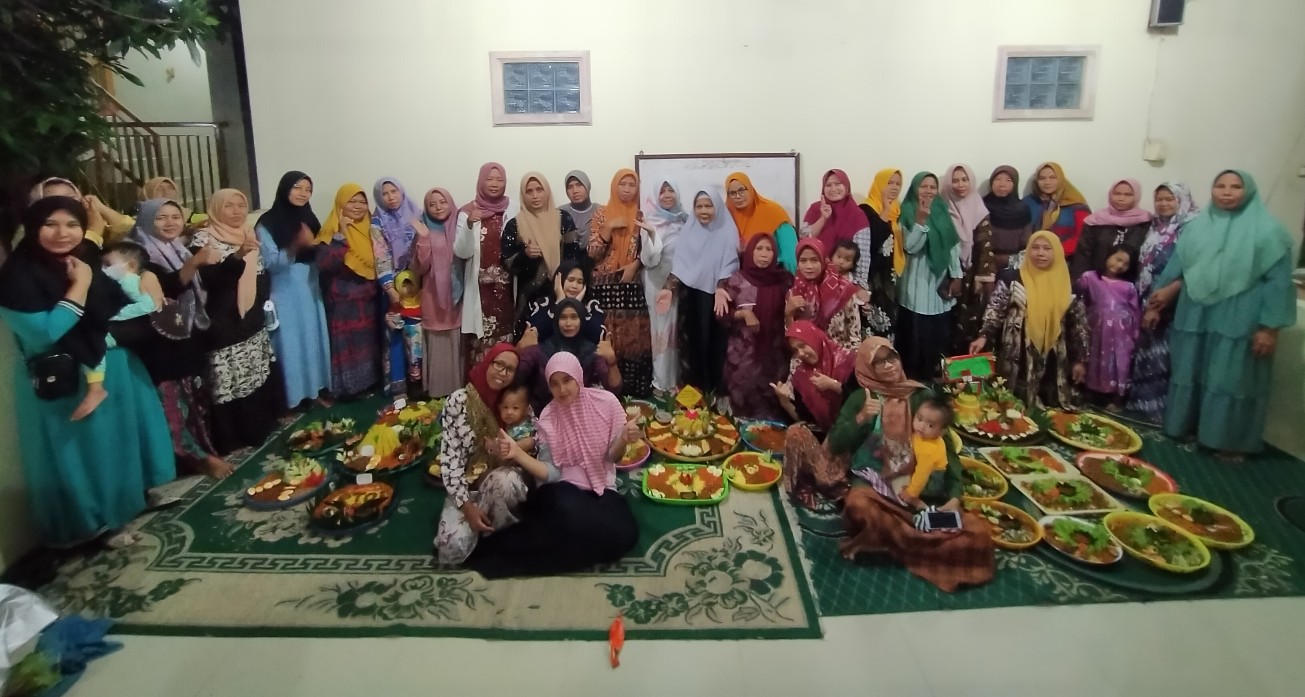 Warga Blok Pesantren Dusun II Buntet Antusias Sambut Tahun Baru Islam