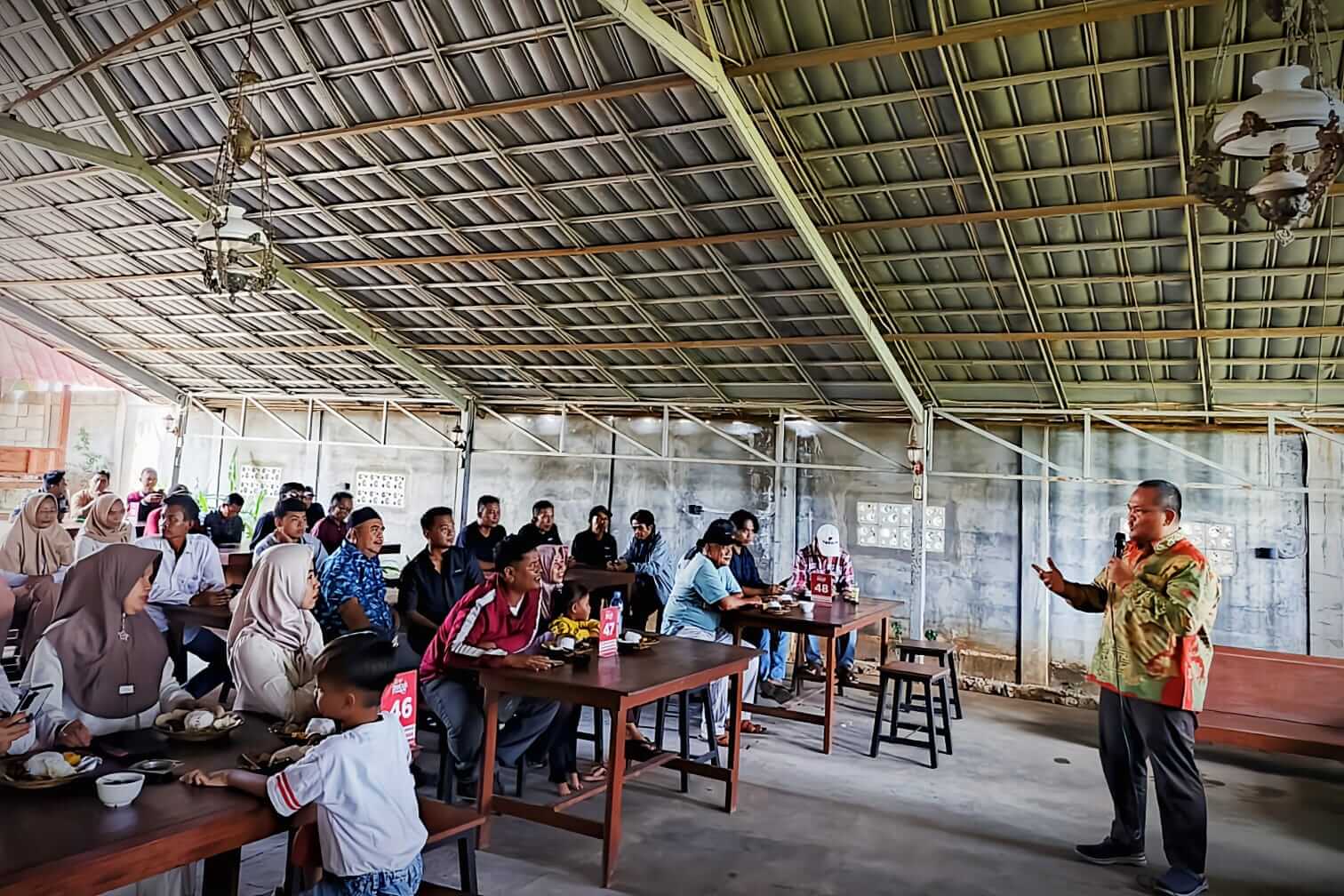 Jalan Rusak, Layanan BPJS Bermasalah, dan Ancaman Pangan Jadi Keluhan Warga Mundu
