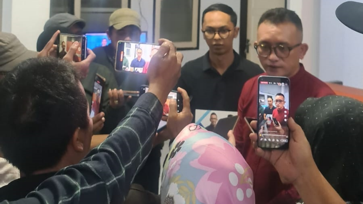 Kuasa Hukum Paslon Bupati Kuningan Ridho Suganda dan Kamdan Soroti 30 Ribu Surat Suara Rusak 