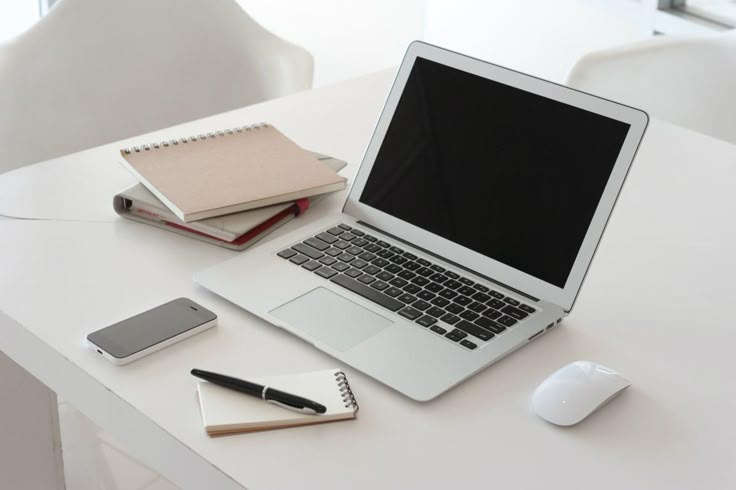 7 Laptop Paling Worth It di Akhir Tahun: Cek Sebelum Promo Habis!