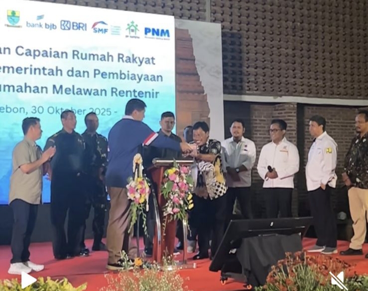 Maruarar Sirait Inisiasi Gotong Royong, 2 Menit Terkumpul 600 Juta untuk Rutilahu di Kota Cirebon