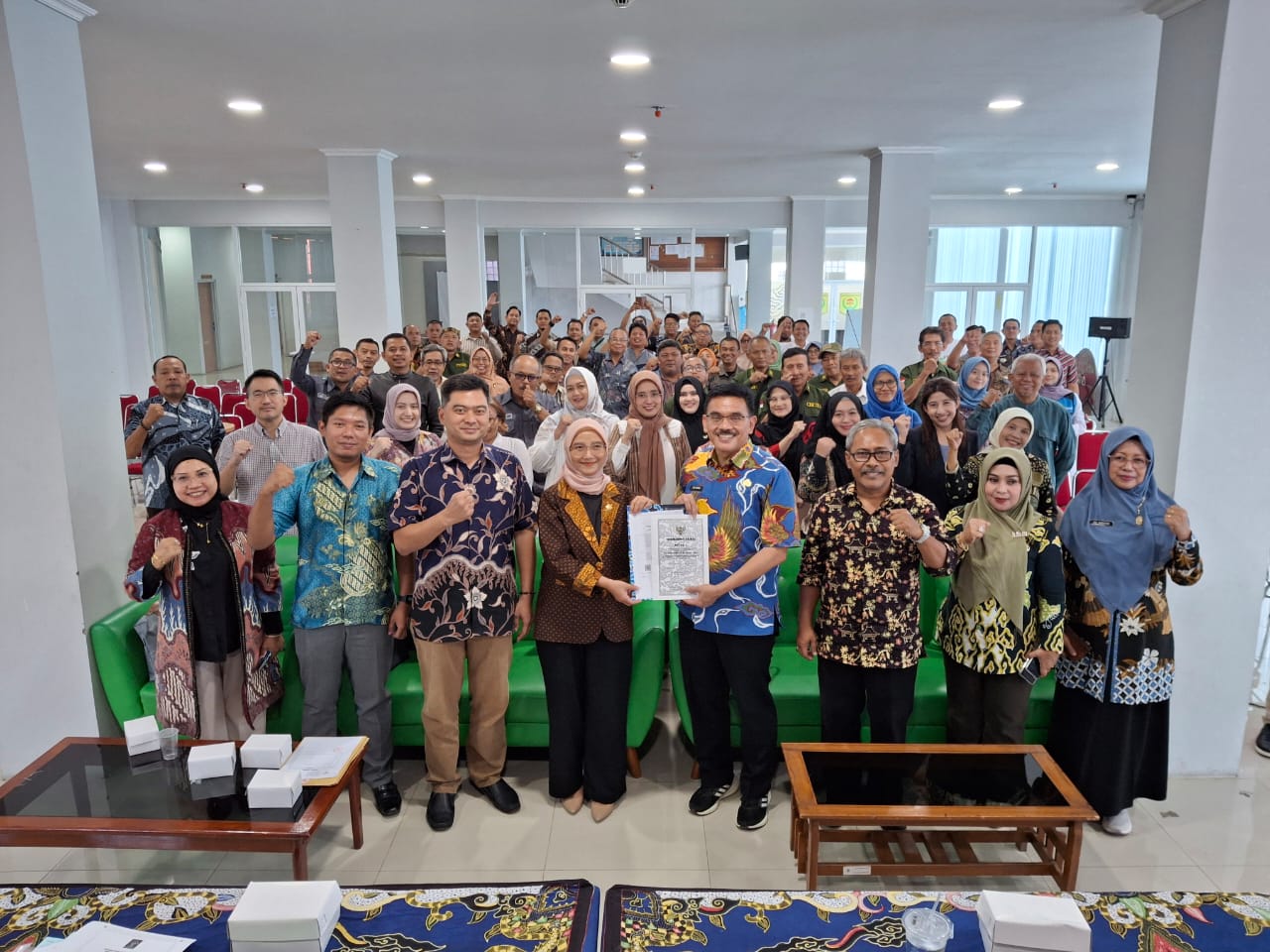 Unit Usaha Koperasi Kelurahan Merah Putih Diarahkan ke Pengelolaan Sampah