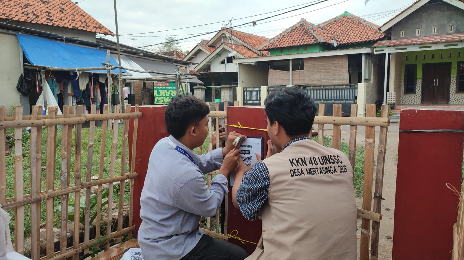 KKN 48 UIN SSC Wujudkan Digitalisasi Wisata Sejarah, Seni, dan Budaya di Desa Mertasinga