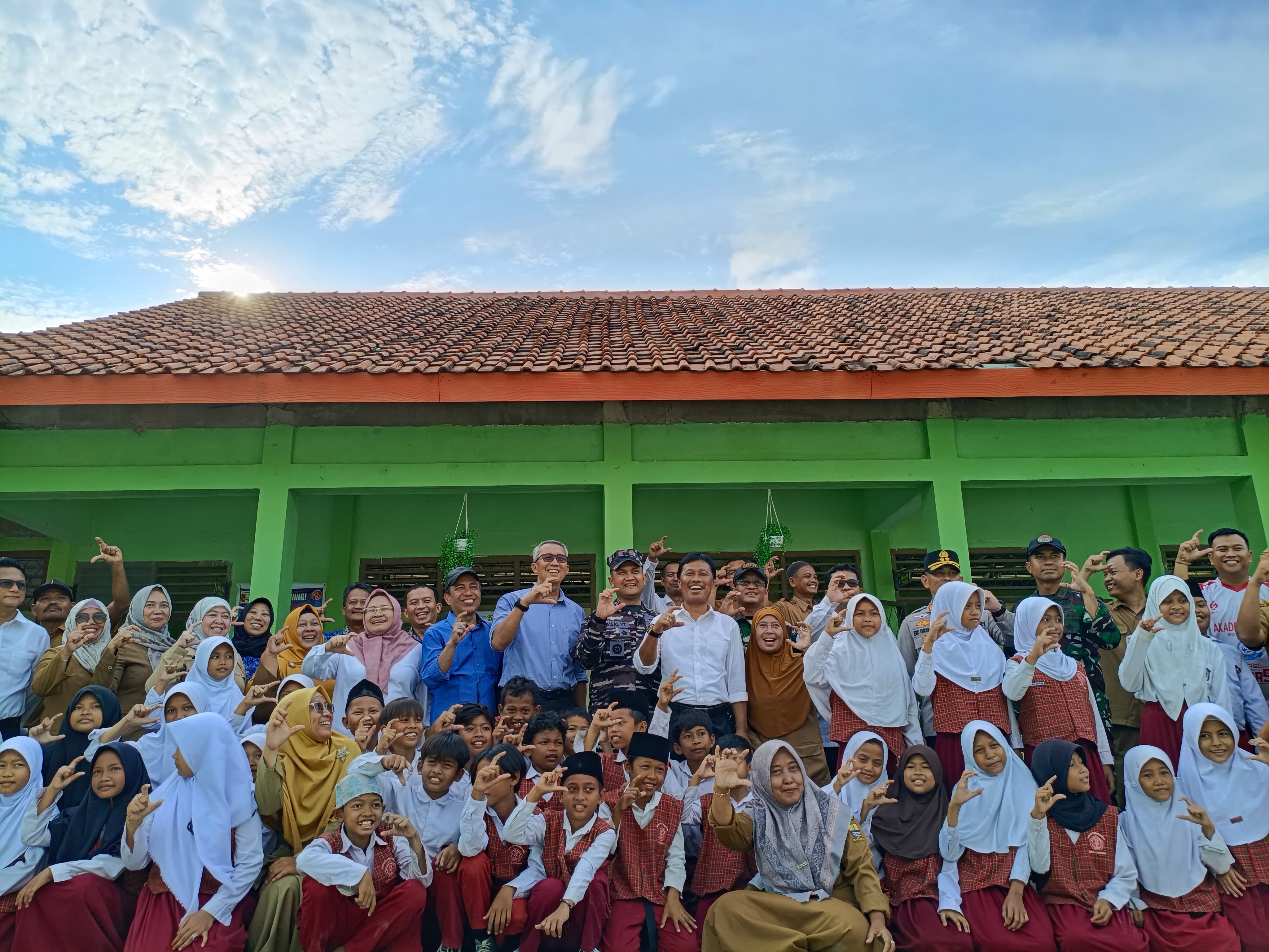 Galian C Dekat Sekolah Dasar Negeri Cadas Ngampar Argasunya Kota Cirebon Masih Marak, Sekolah dan Warga Resah