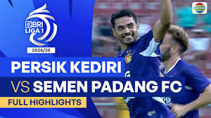 BRI SUPER LEAGUE: Hasil Persik Kediri vs Semen Padang Macan Putih Win 2-1