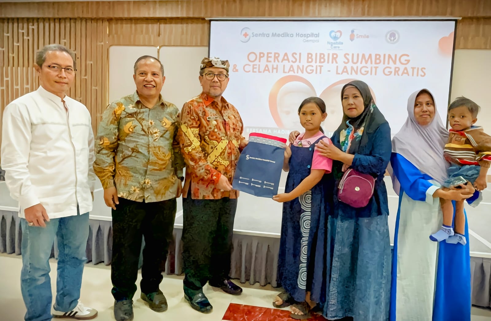 RS Sentra Medika Gempol Berikan Pelayanan Operasi Bibir Sumbing Gratis Bagi 27 Warga Kabupaten Cirebon