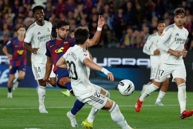 LaLiga:Hasil Barcelona vs Real Madrid Barcelona Juara Skor 2-0