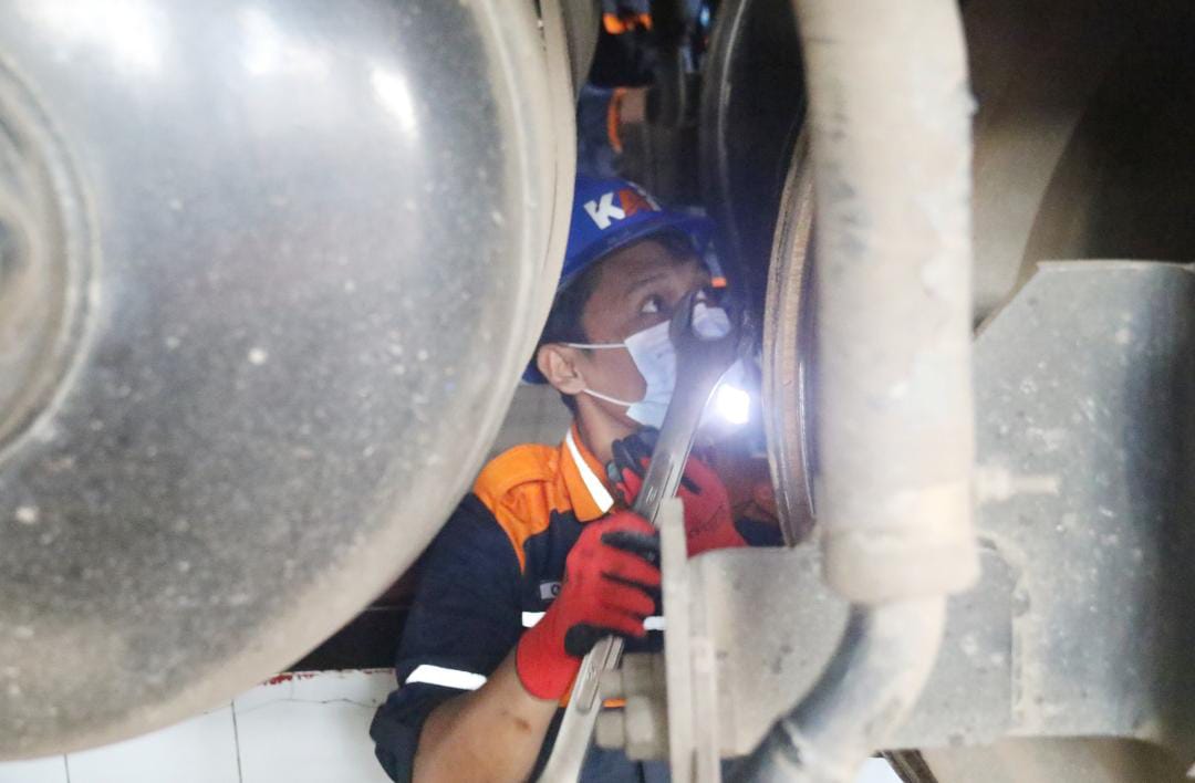 Jelang Angkutan Lebaran 2026, KAI Daop 3 Cirebon Perkuat Perawatan Sarana