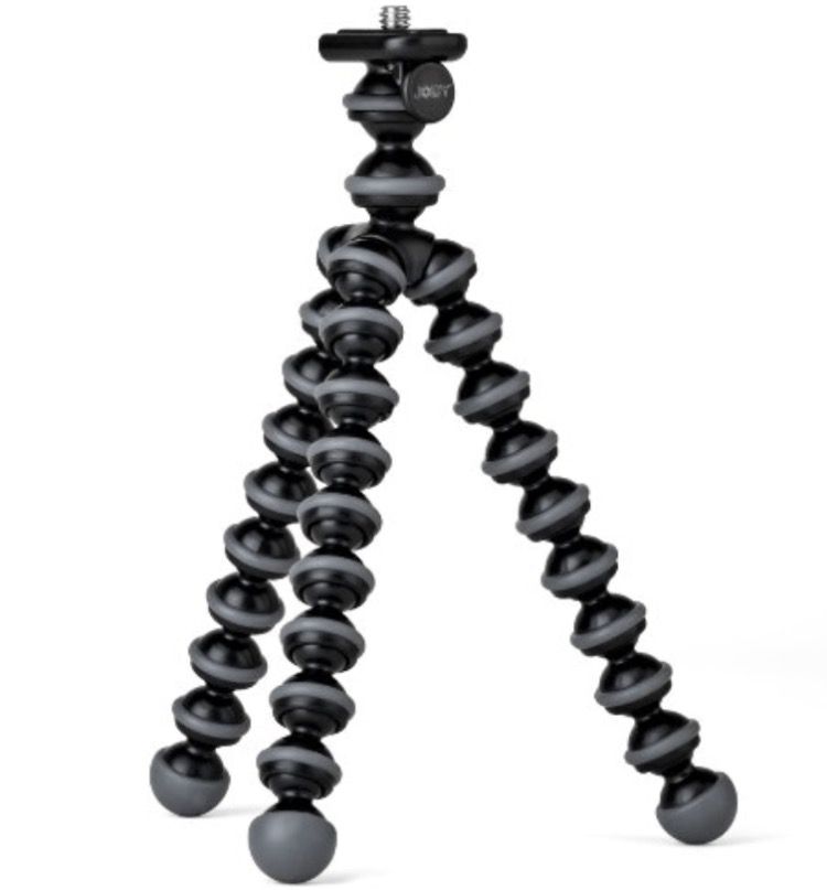 7 Aksesori Kamera Vlogging yang Wajib Kamu Punya Agar Audio dan Video Lebih Jernih