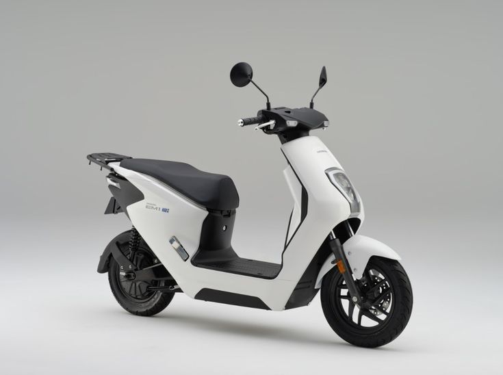 Rekomendasi Motor Listrik Murah Subsidi Pemerintah Paling Awet