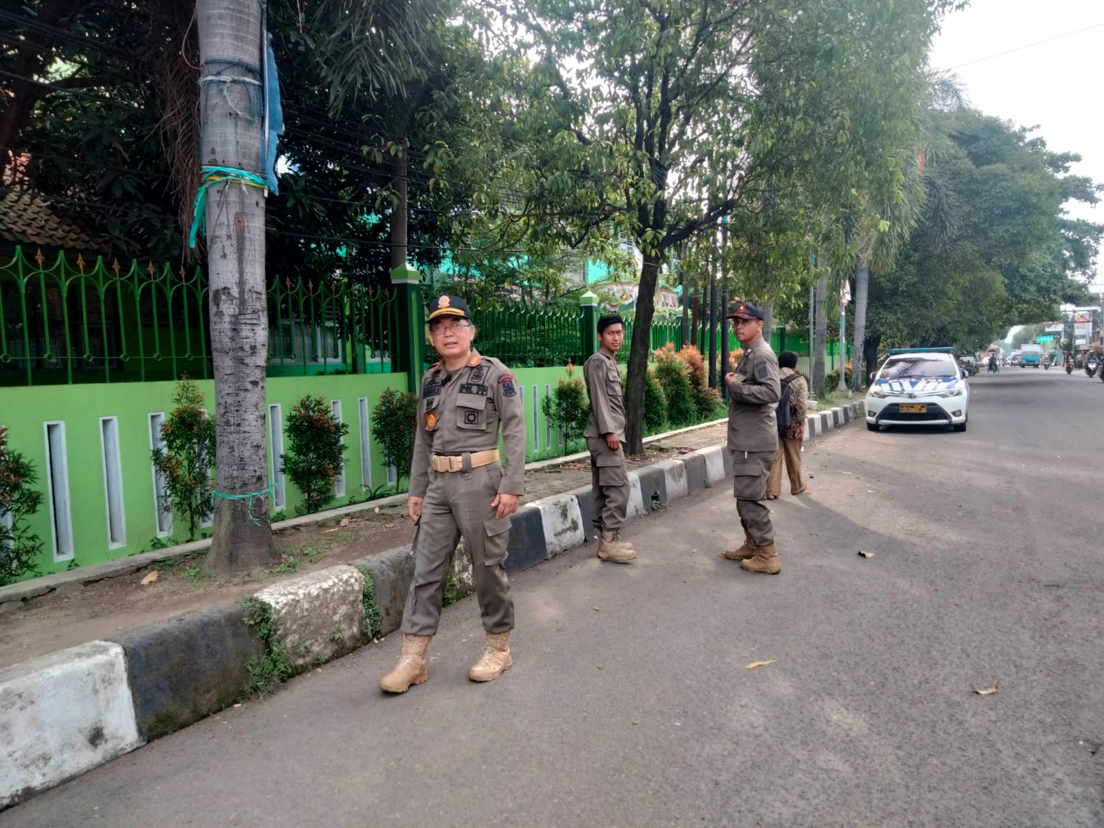 Satpol PP Patroli, Jaga Lapak PKL