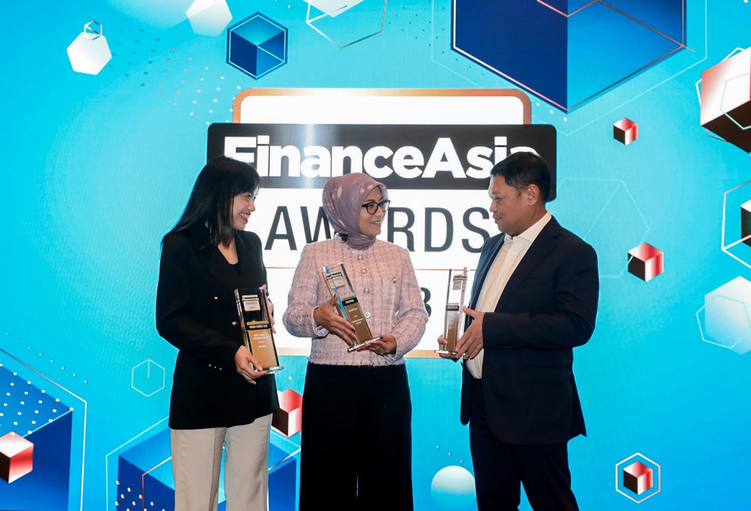 Sssttt... Bank Mandiri Boyong 10 Penghargaan dari FinanceAsia