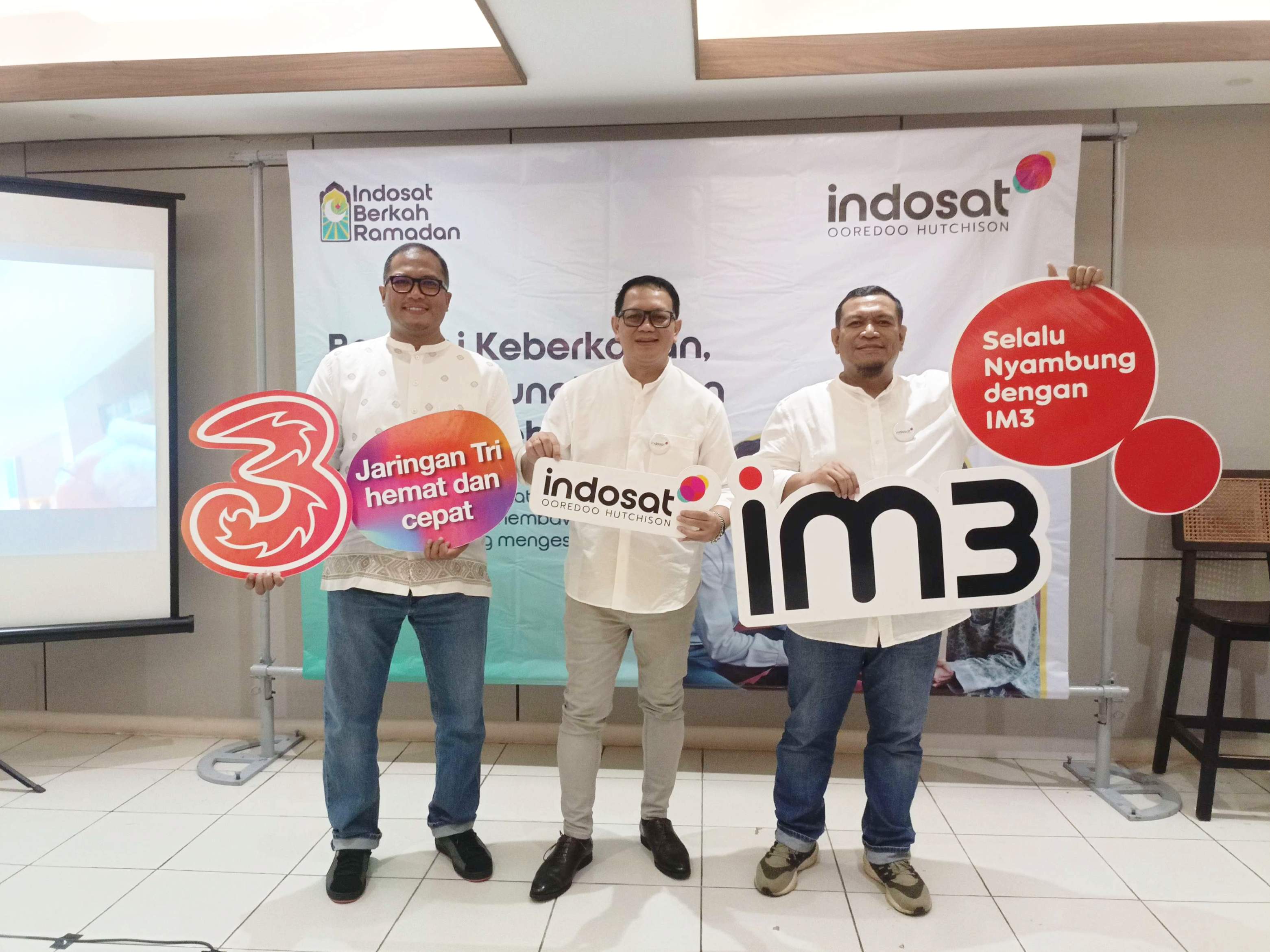 Hadirkan Ramadan Penuh Berkah, Indosat Berdayakan Marbot di Cirebon    